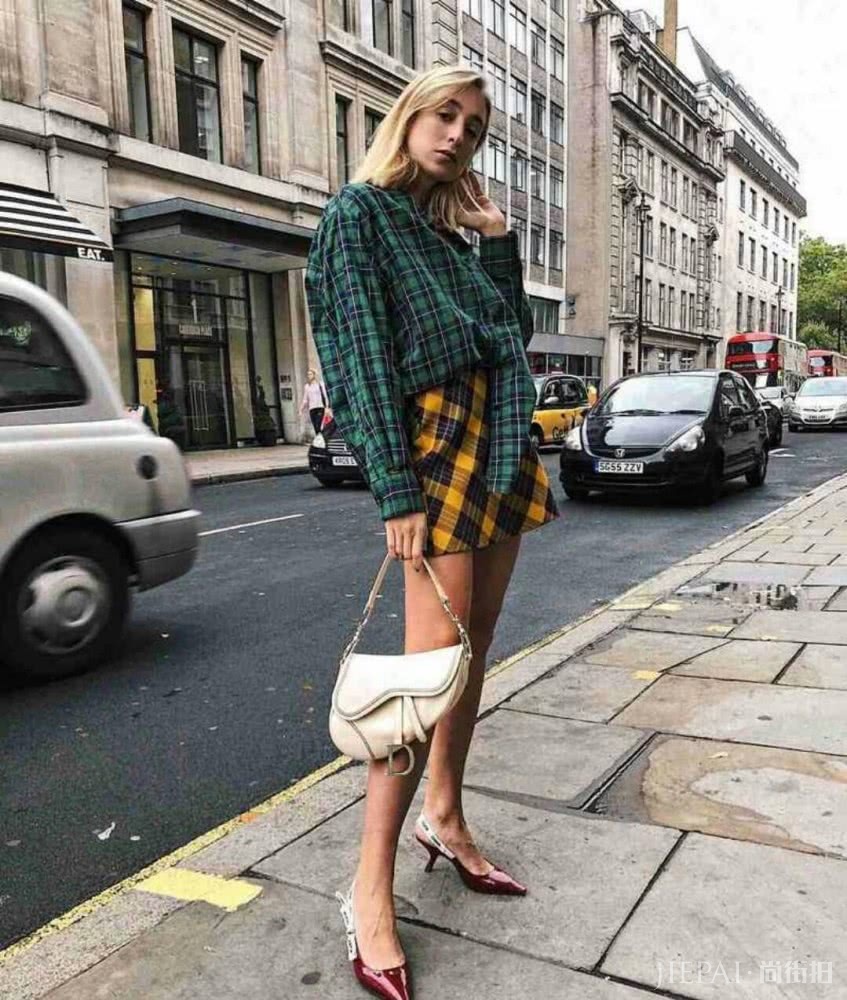 背这这四款流行包包上街，百搭又时髦