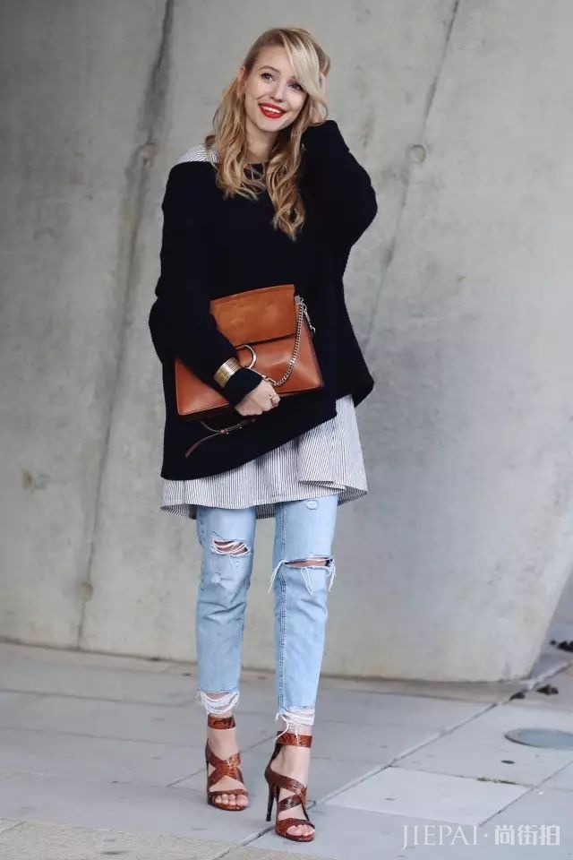 今年流行这样穿毛衣，不懂你就out了！