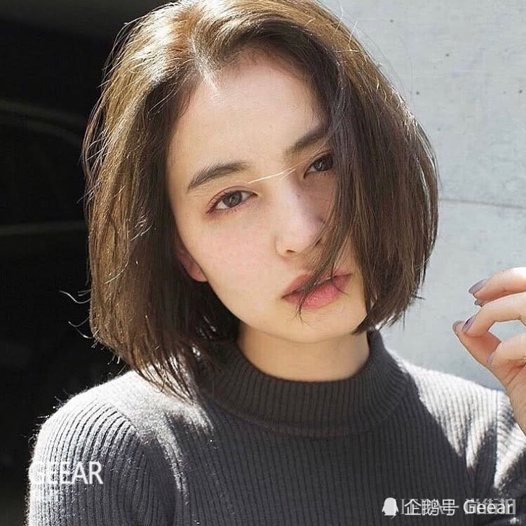 日本女生冬日气质短发灵感，原来短发也可如此多变化