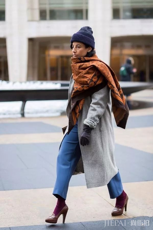 怎样穿的时髦不臃肿？这些时髦保暖的时尚单品你知道吗？