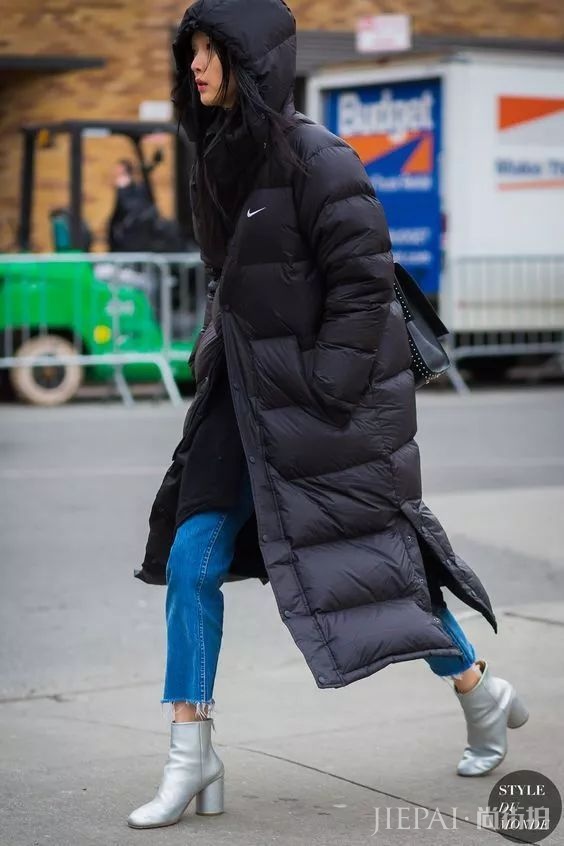 今冬必不可少的5款羽绒服时髦！