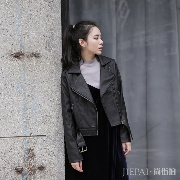 帅气机车夹克搭配，酷Girl专属流行