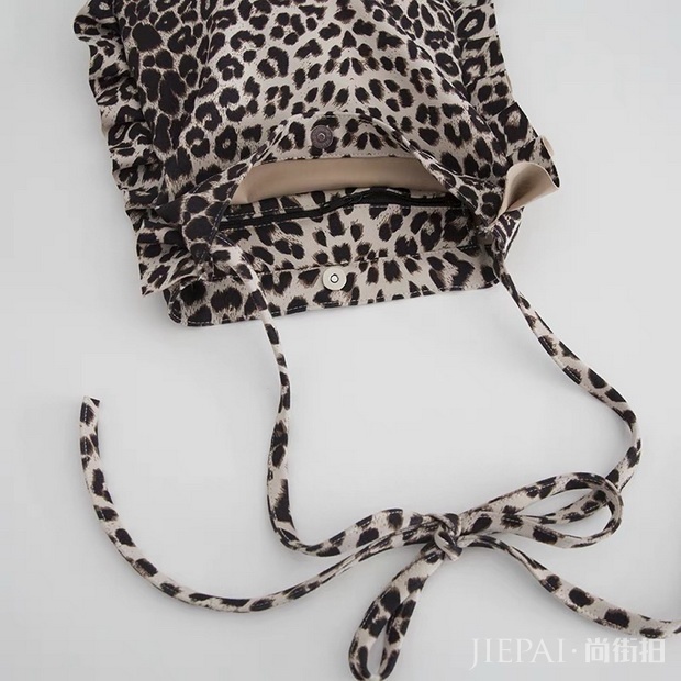 不输大牌，这些小众包包更有设计感！