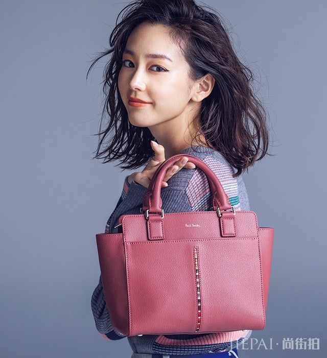 秋冬季不知道该买什么样的包？这里有12款让你选，看看你更喜欢哪款