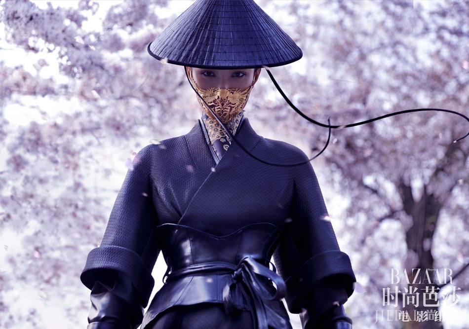 倪妮时尚大片曝光 化身女侠快意江湖