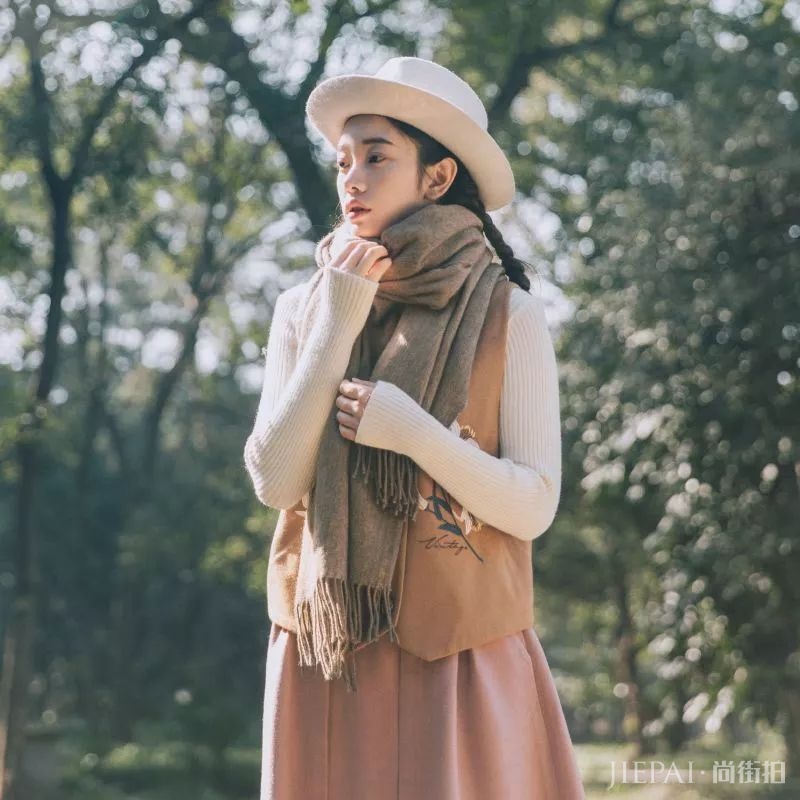小个子秋冬穿搭怕显矮?跟“国民女神”裴秀智学习穿出大长腿!
