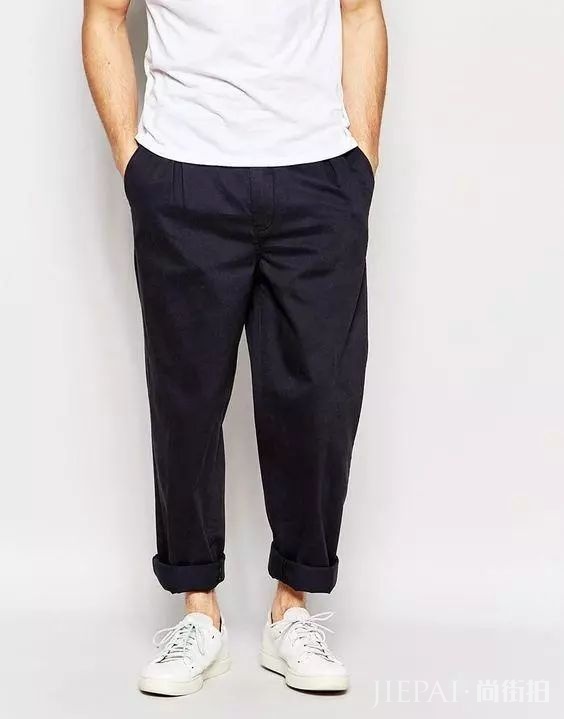 男生裤子别太紧!一条宽裤,是你的潮流神器