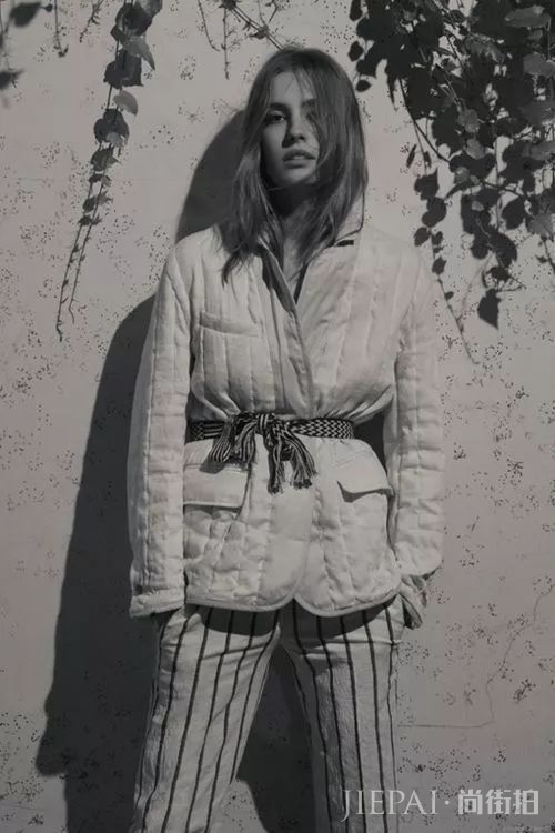 今冬必不可少的5款羽绒服时髦！