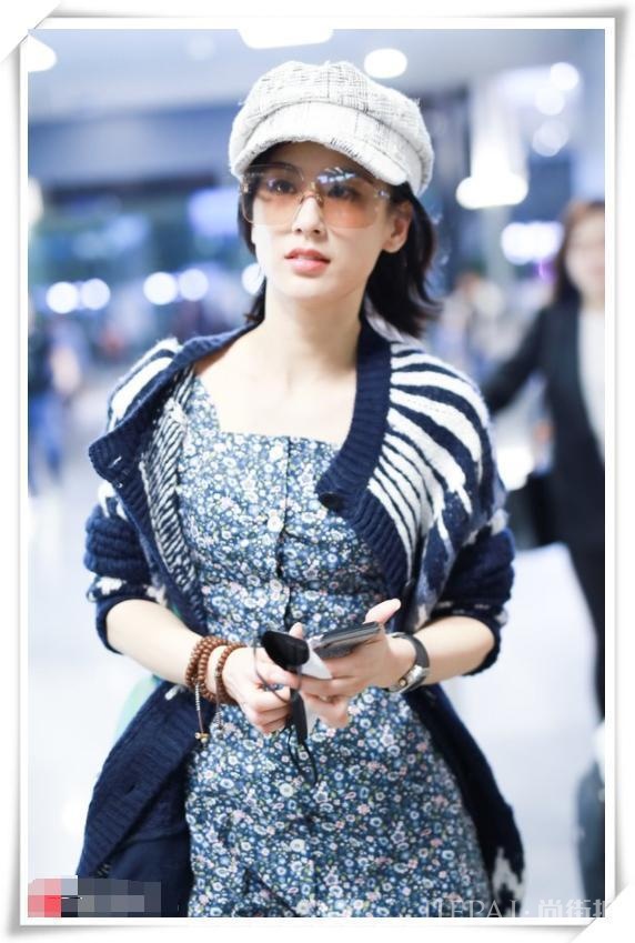 黄圣依碎花裙也穿出高级感，一般人驾驭不了！