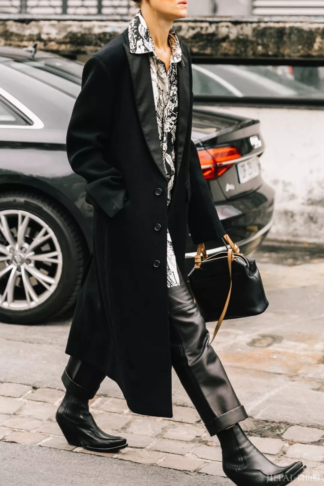 现在流行这么穿大衣+阔腿裤!保暖又显瘦!