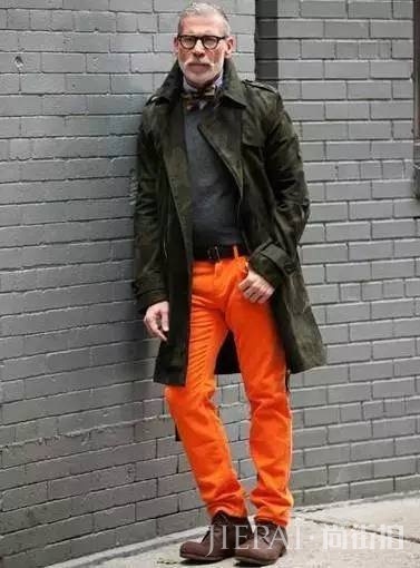 秋冬风衣怎么穿?看这5种方法搭出优雅型男味