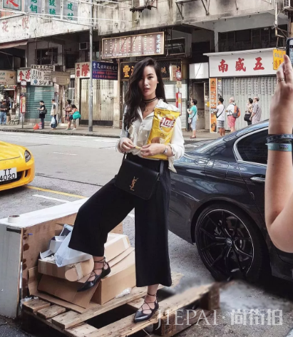 矮个子千万别碰这2款阔腿裤，谁穿谁丑！