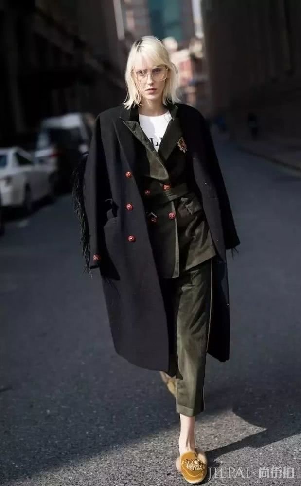 魔都街头的伦敦大片？新贵派让你高级在线温度不减