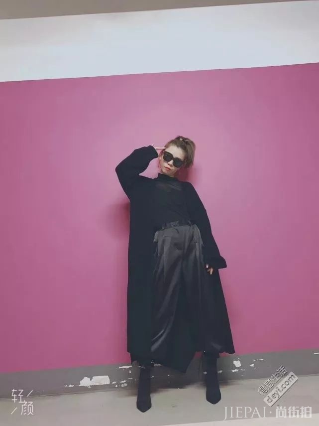 真人示范 | 搜集了海量得意女神穿搭照,我发现......