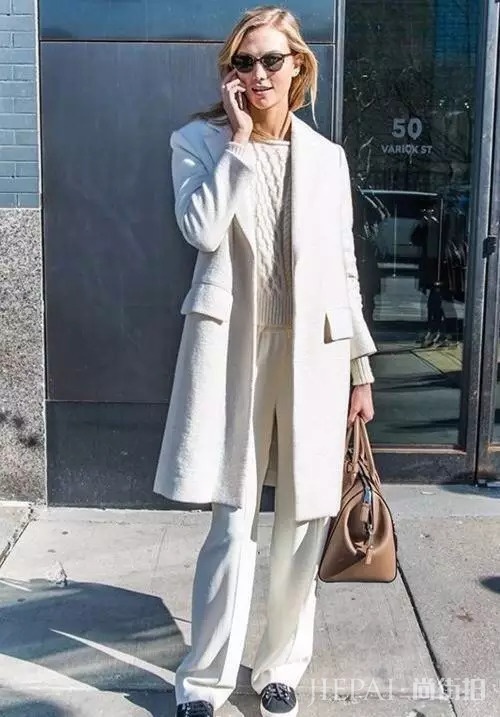 大衣你有了，那怎么搭才时髦呢？