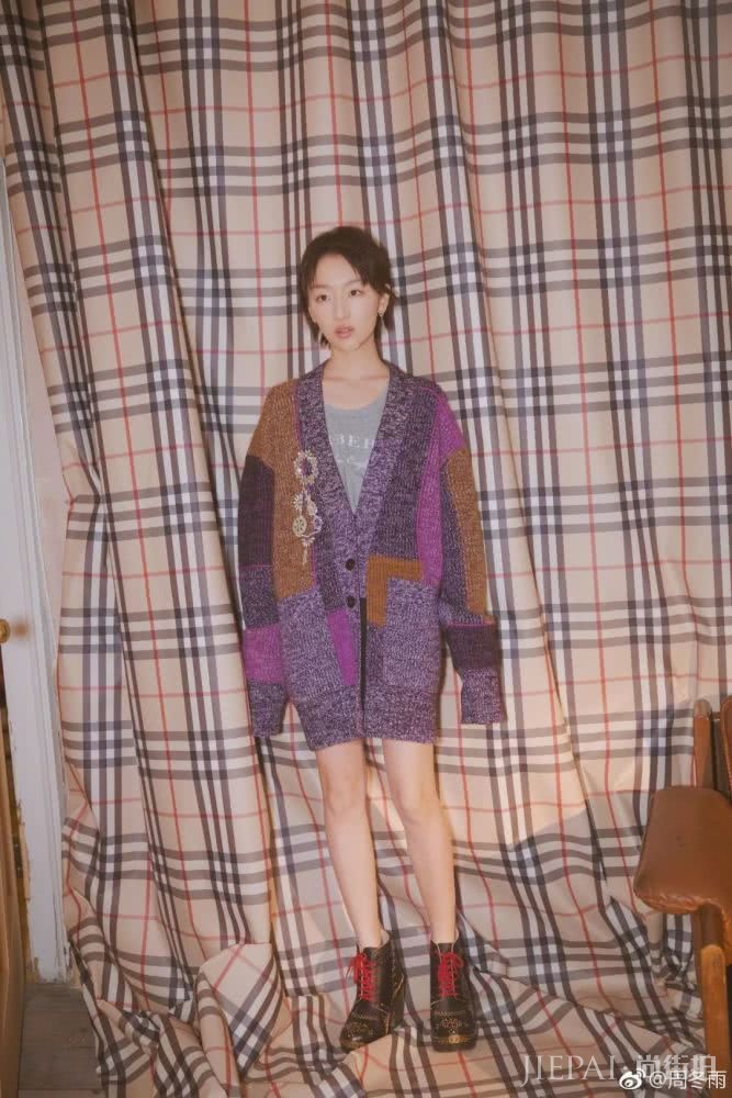 一条毛衣裙 就能穿出你想要的时尚感