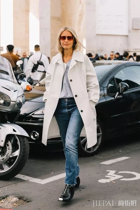 穿卫衣+短靴=真的时髦炸了！