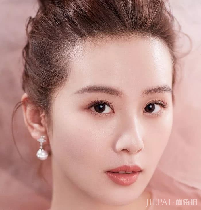 韩雪、刘诗诗和娜扎，你觉得谁的眼妆最美？