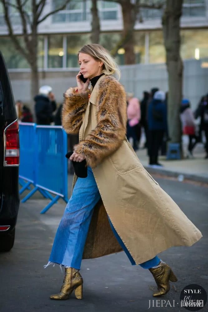 大衣+短靴=入冬最时髦方式！一起来看看本期欧美潮人街拍吧