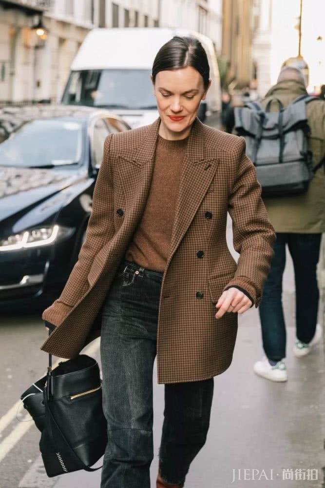 羊绒衫穿起来到底有多舒服,难道你不想拥有一件吗?