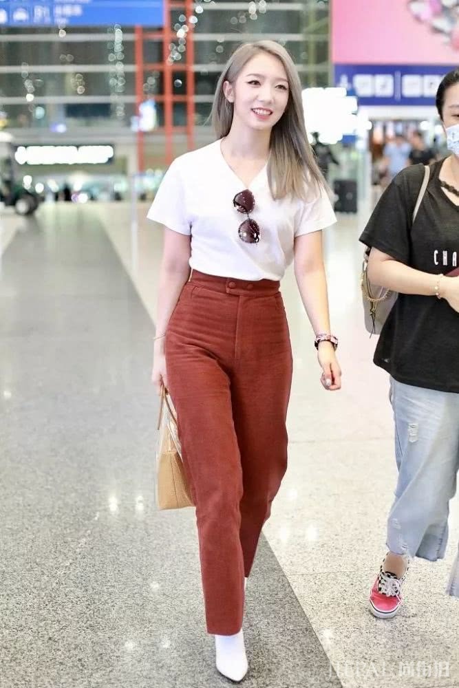 穿衣服最重要就是显瘦！这两个雷区单品要避开