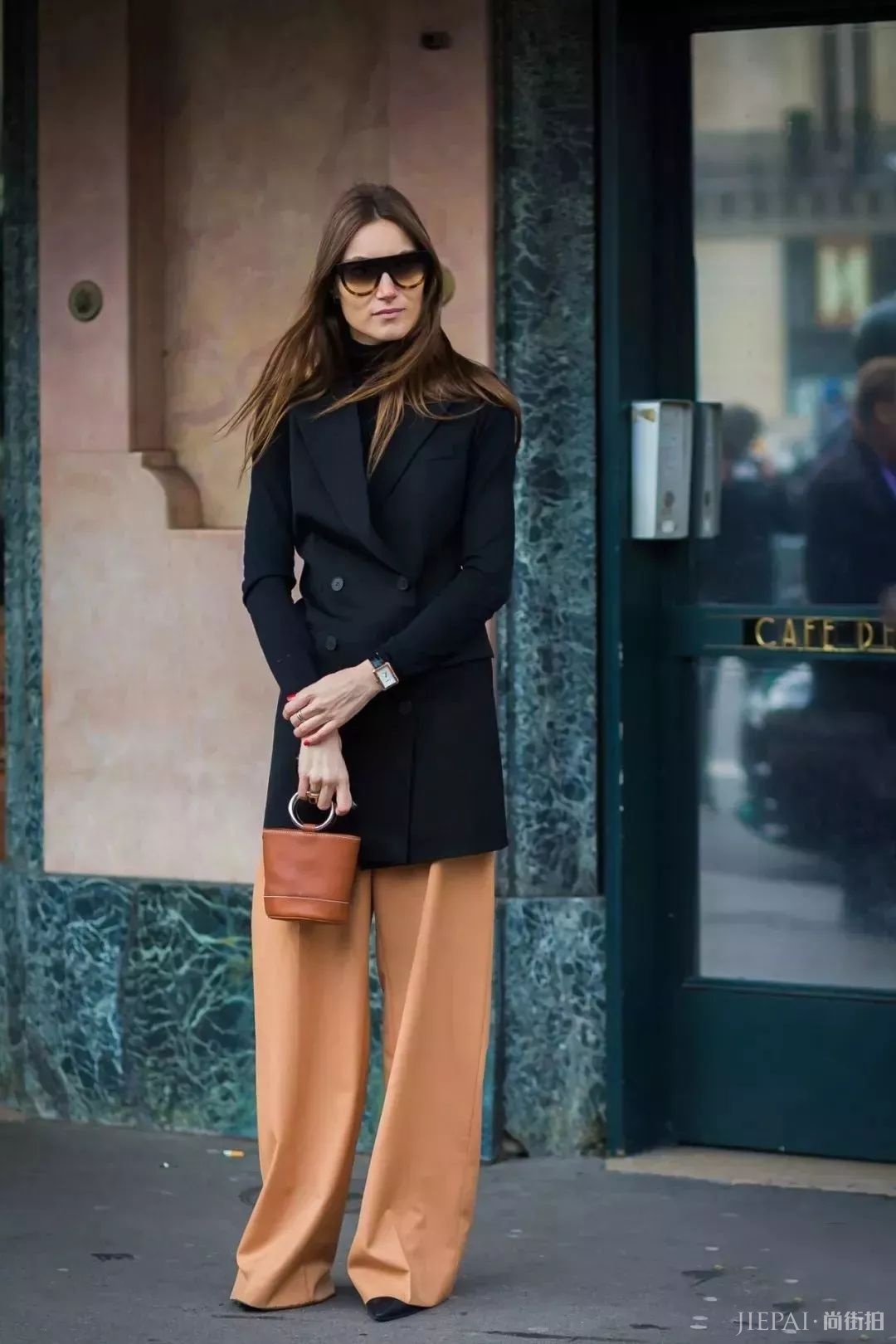 冬天最时髦的同色系！连宋佳、李冰冰都靠它美的这么高级！