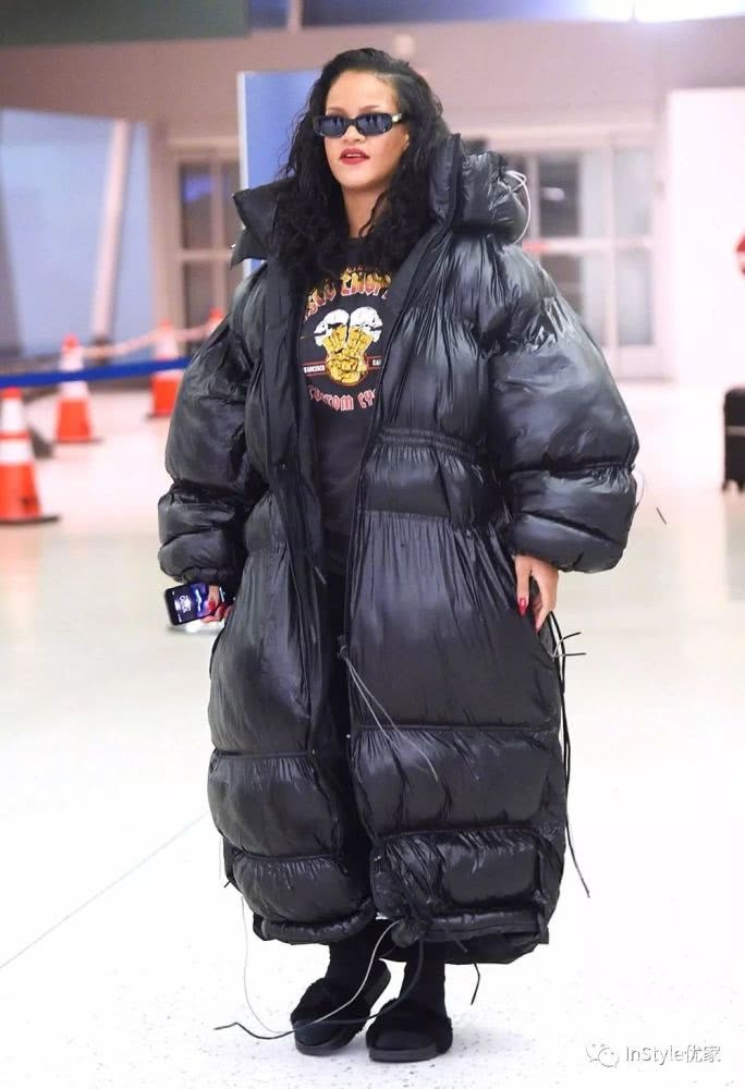 天气冷了 再时髦你也需要一件羽绒服过冬