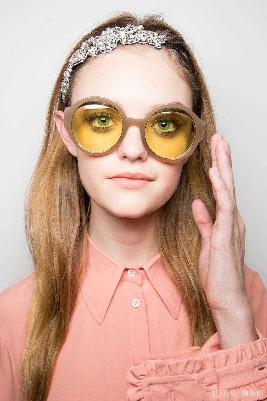 16岁出道走遍大牌无数19岁终登维密，秀霸Willow Hand太让人期