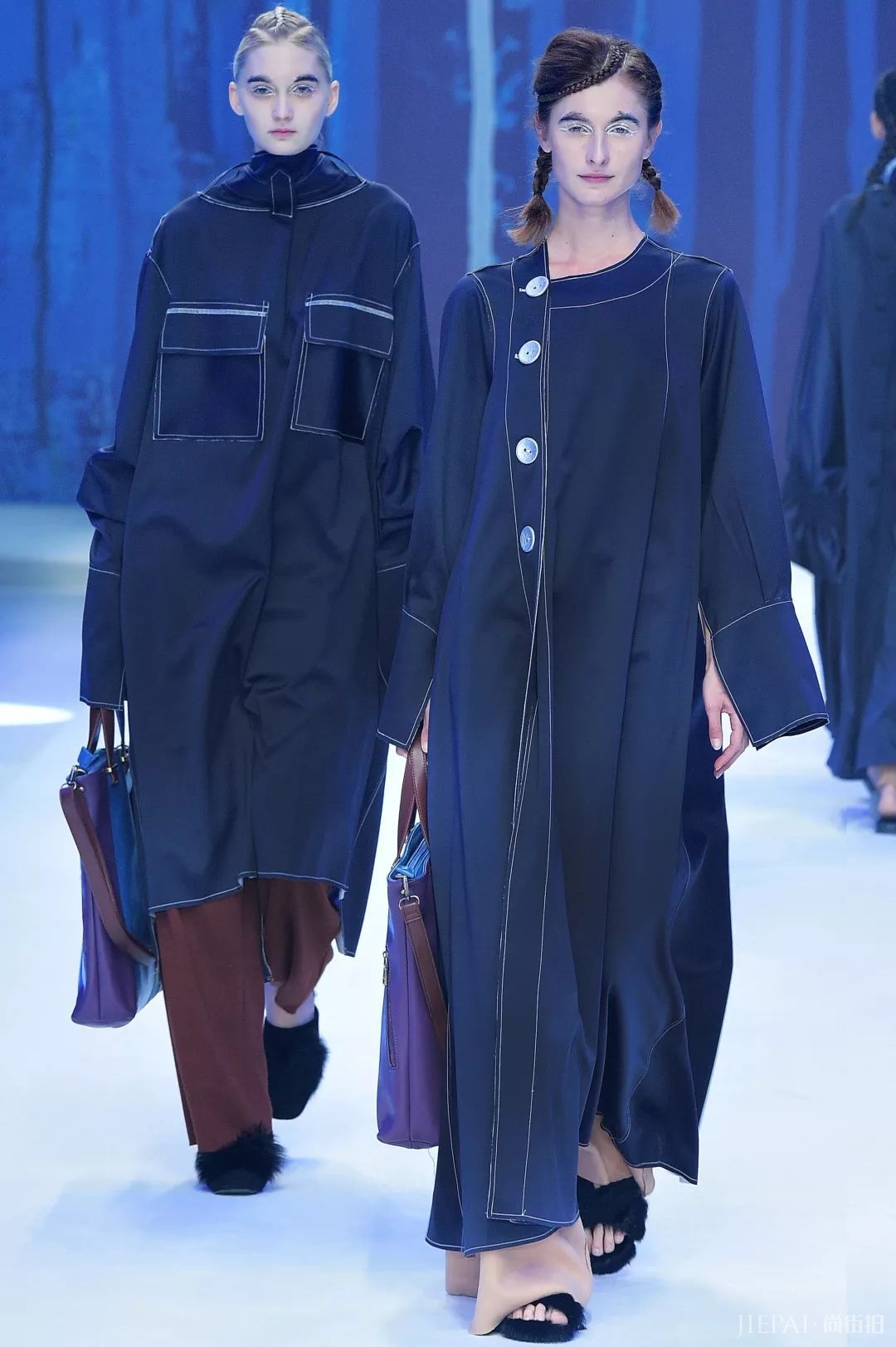 新中国风的叠搭穿法