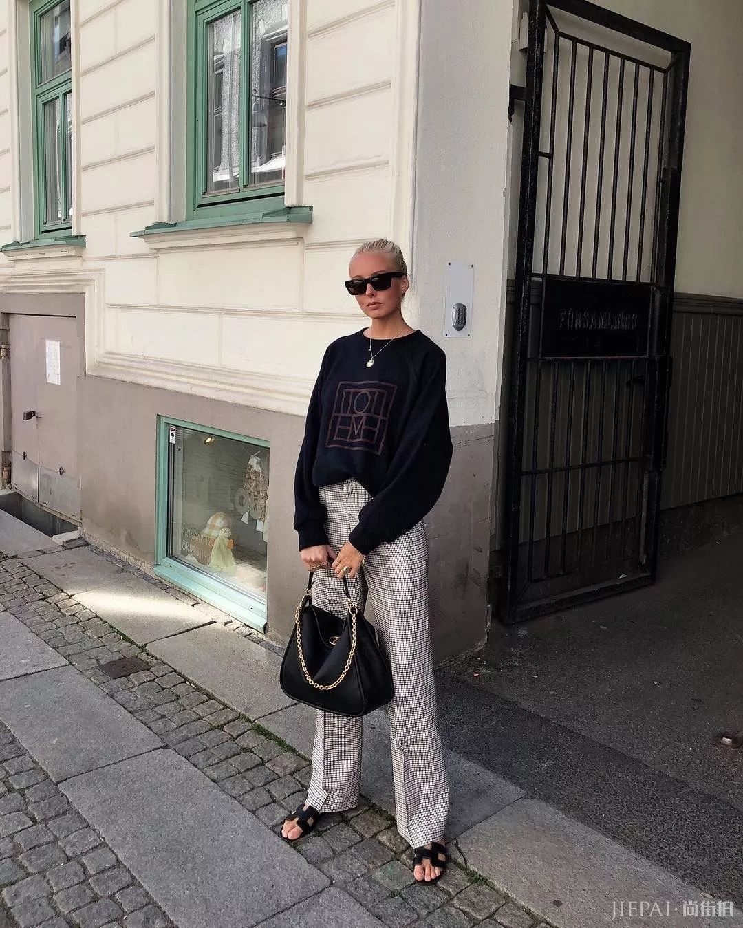 1件卫衣3种穿法,太美了!