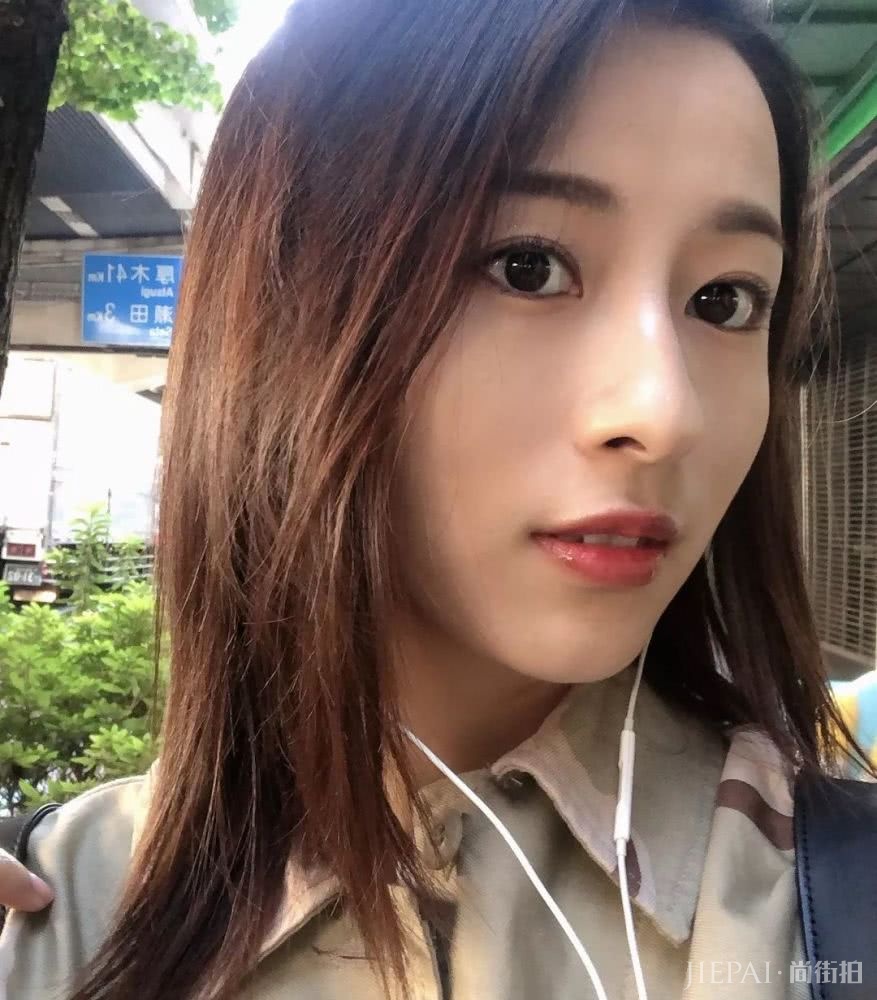 龙梦柔正式出道,神似新桓结衣