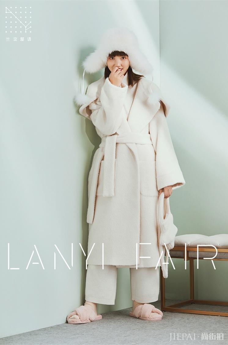 少女心炸裂的羊驼毛大衣，给自己一个温暖的拥抱吧