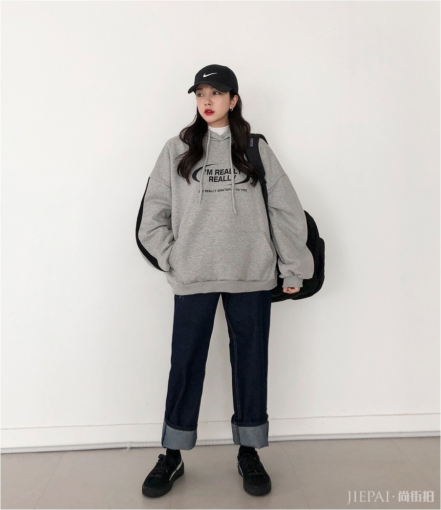 2019时尚潮流穿搭 基本款穿出高街style