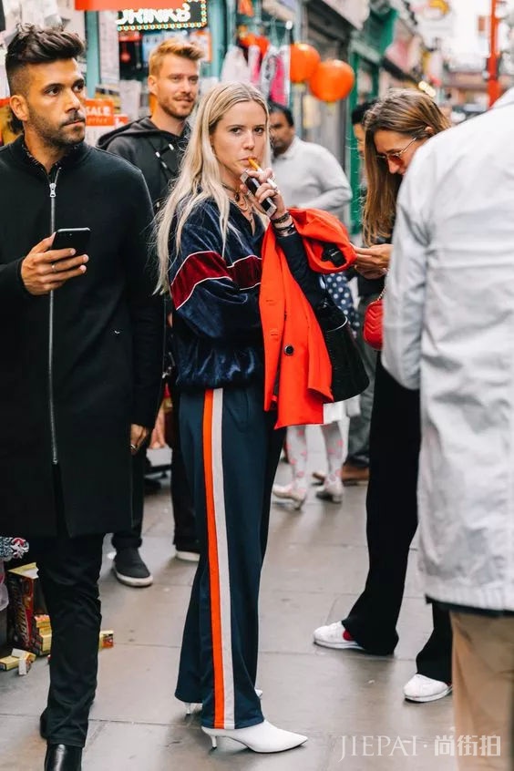 今年冬天的时髦靠它运动装也可以帅气优雅！