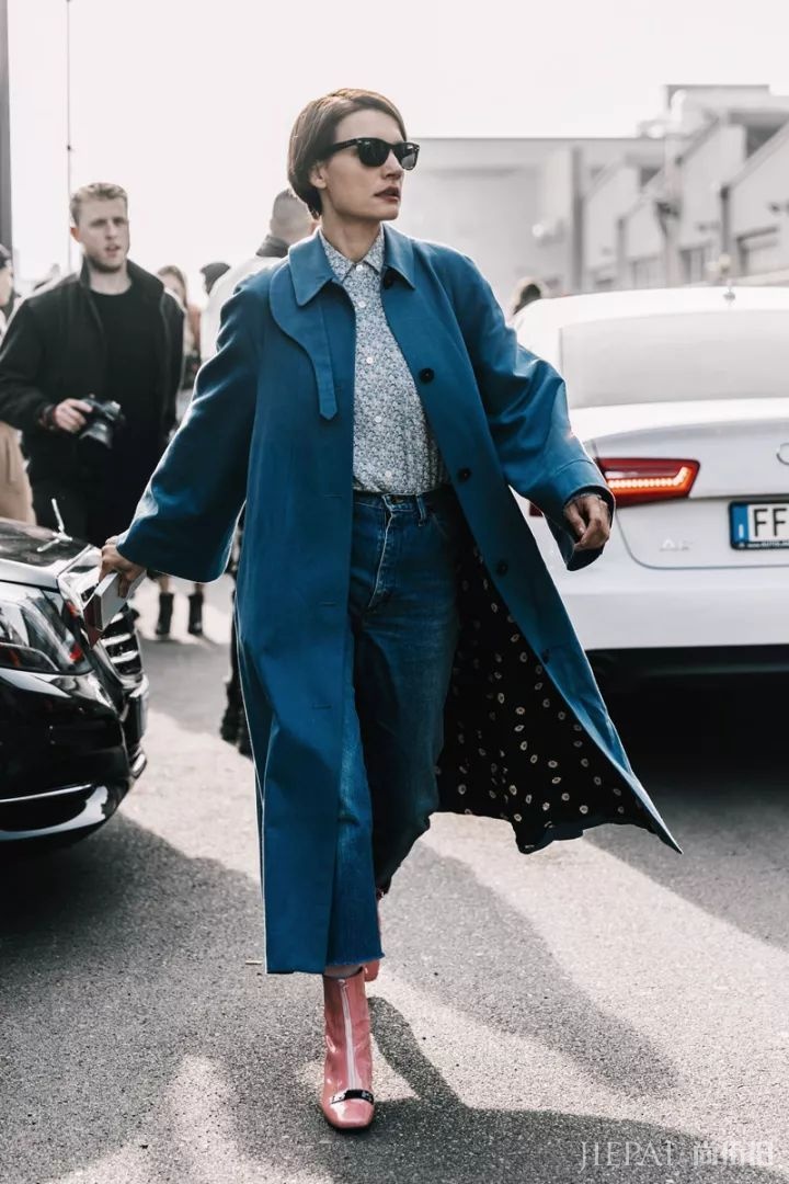 现在流行这么穿大衣+阔腿裤!保暖又显瘦!