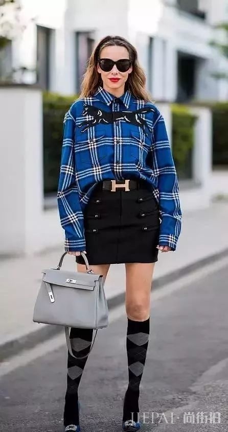 气场与质感并存的琉璃蓝，让你的秋冬时髦到底～