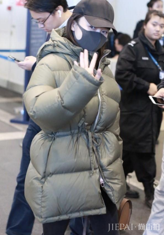 时尚边缘的“移动被窝”羽绒服！