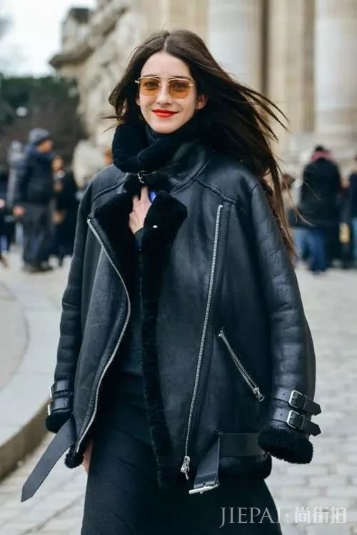 欧美街拍 冬季街头绝杀款—羊羔毛飞行夹克