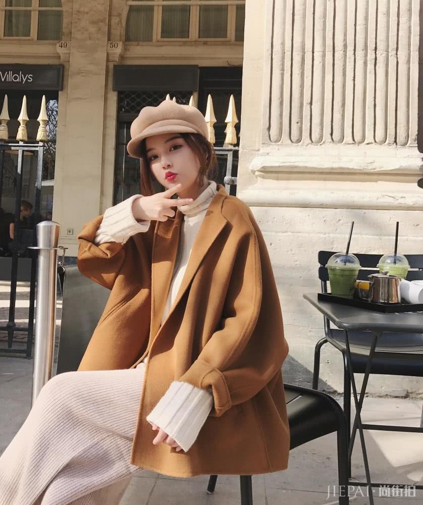 短呢大衣才是秋冬百搭款,小个子女生也能轻松穿出时髦感