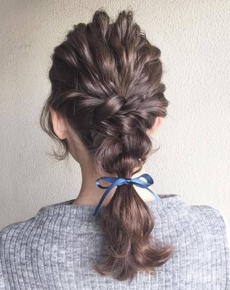 满大街都是半丸子头，我决定美的跟你不一样