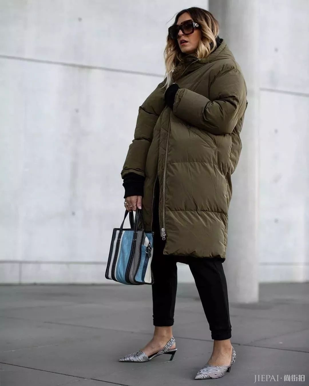 羽绒服这样穿才会显高又显瘦