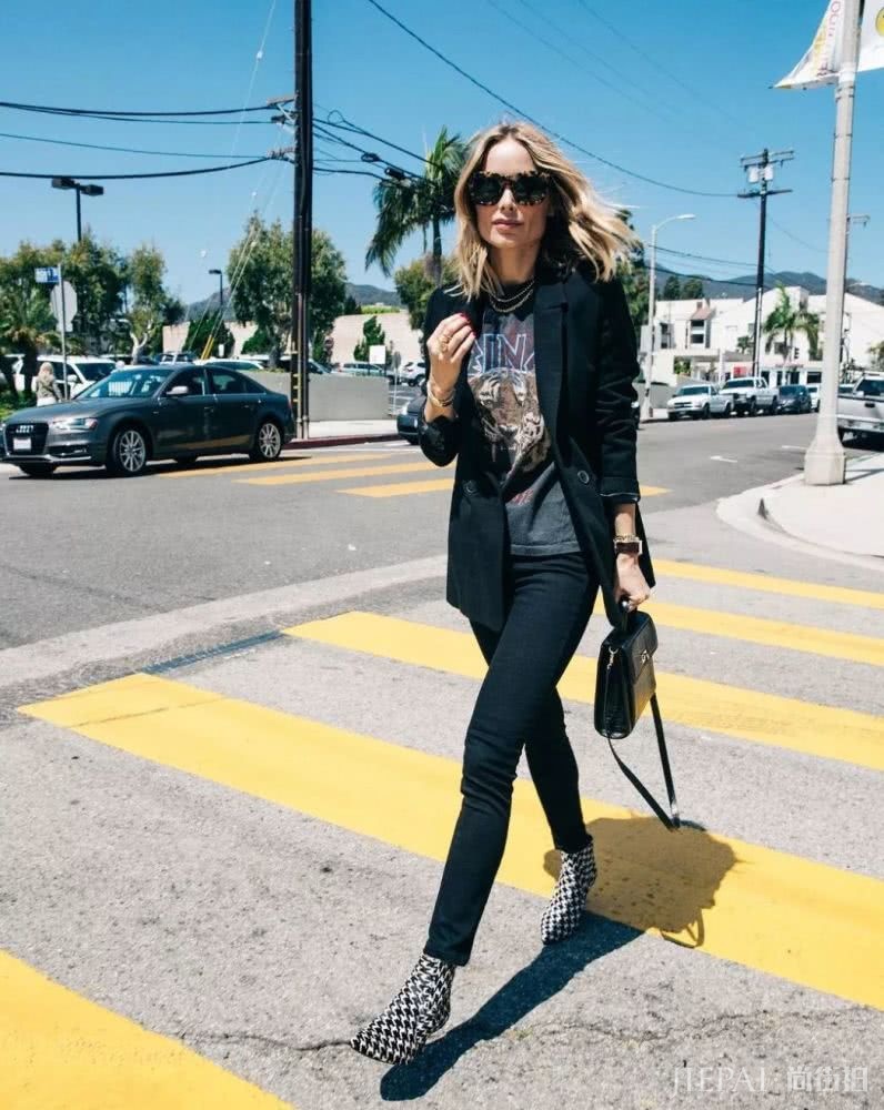 这个秋冬 我们为你推荐好看的50双短靴