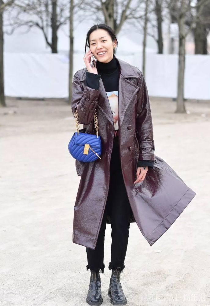 大衣+短靴=入冬最时髦方式！一起来看看本期欧美潮人街拍吧