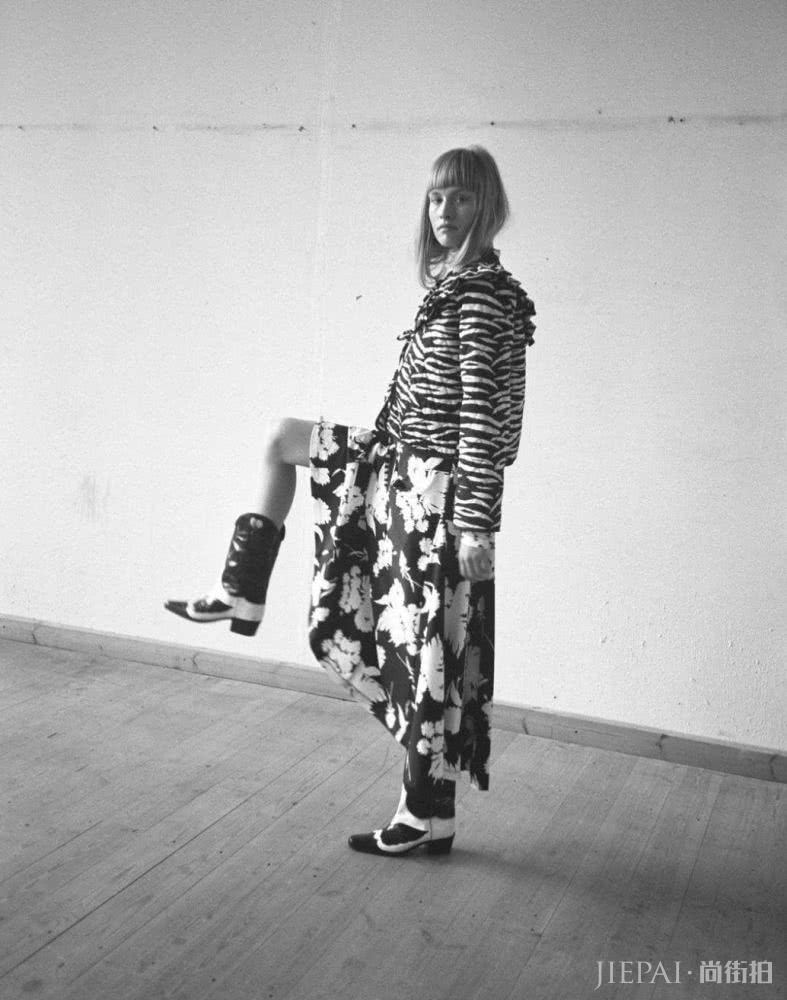 这个秋冬 我们为你推荐好看的50双短靴