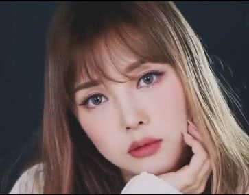 刘海能“整容”！看戚薇BABY这波操作秘密在哪？