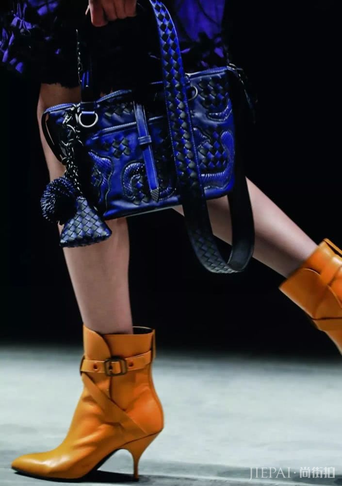 这个秋冬 我们为你推荐好看的50双短靴