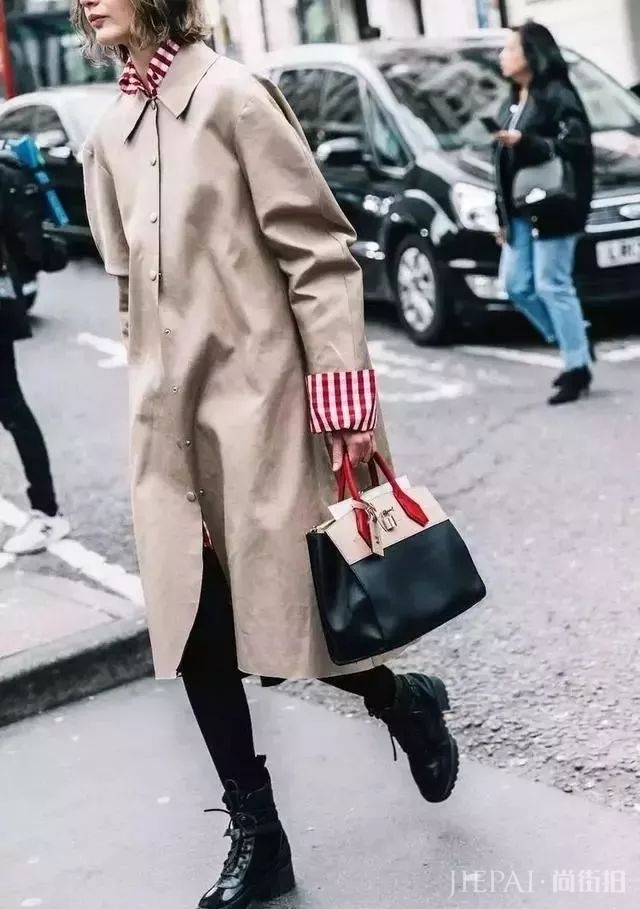 风衣搭裙子，居然可以这么美！