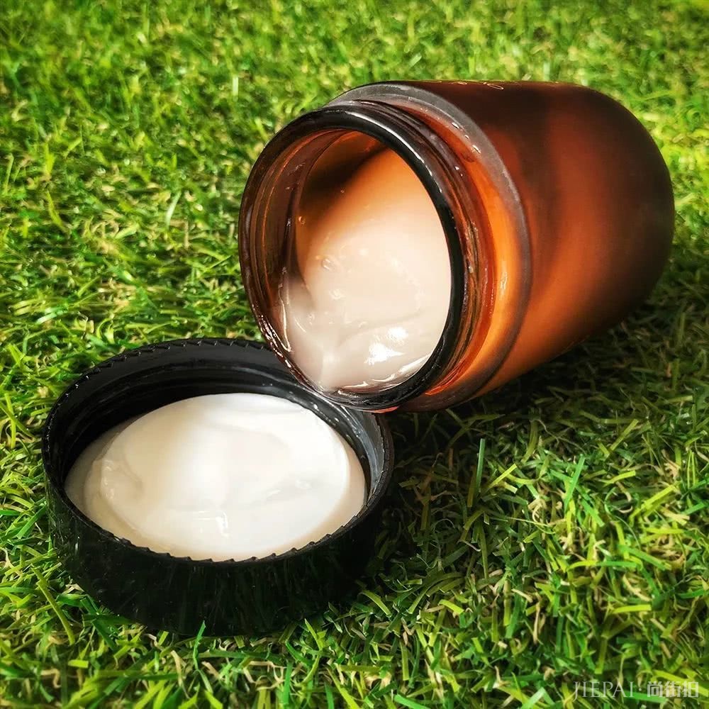 买了保湿爆款照样起干皮 ?揭秘那些被低估的保湿陷阱