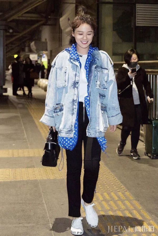 短款外套，小个子女生的搭配利器~