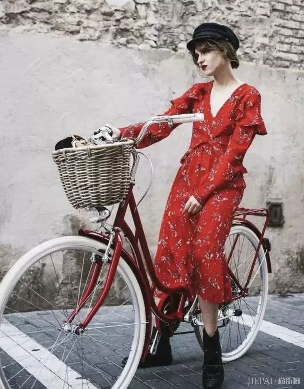 整个时尚圈都在戴的时尚单品！